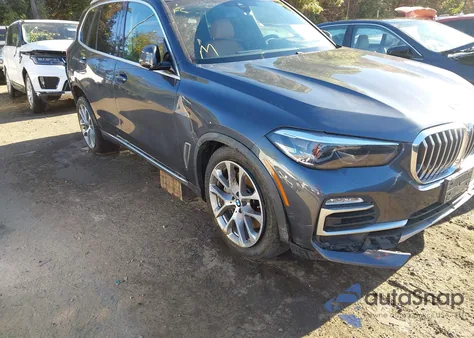 2021 BMW X5 Phev xDrive45E z USA, uszkodzony, nr VIN 5UXTA6C06M9F42425